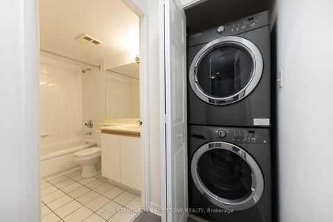 Photo 20 at 909 - 35 Empress Avenue, Willowdale East, Toronto