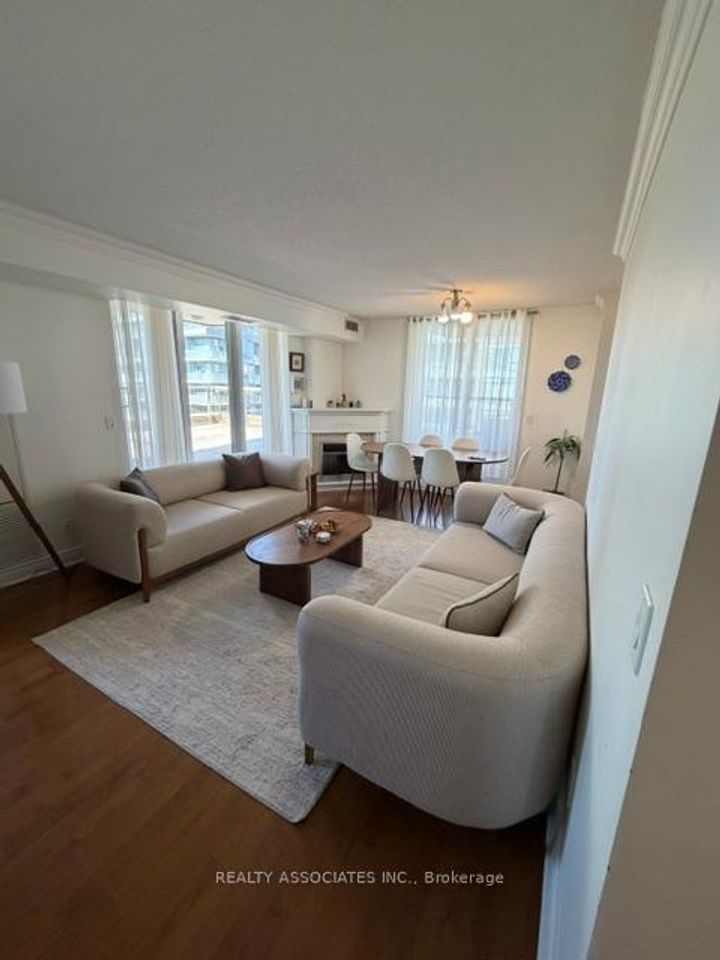 Photo 11 at 506 - 18 Kenaston Gardens NE, Bayview Village, Toronto