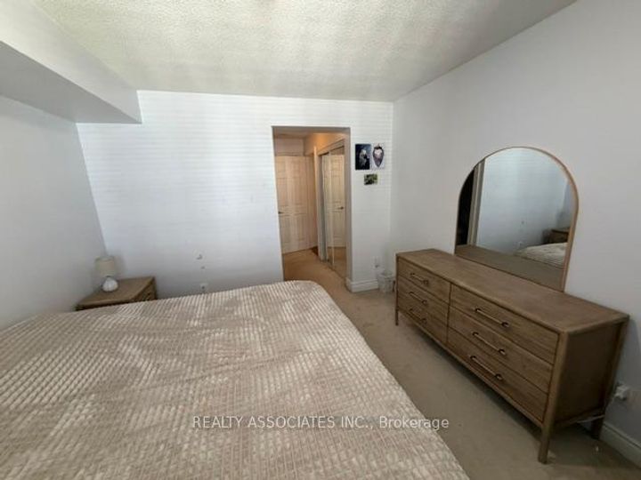 Photo 17 at 506 - 18 Kenaston Gardens NE, Bayview Village, Toronto