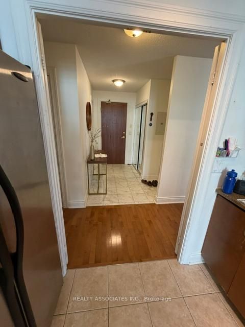 Photo 6 at 506 - 18 Kenaston Gardens NE, Bayview Village, Toronto