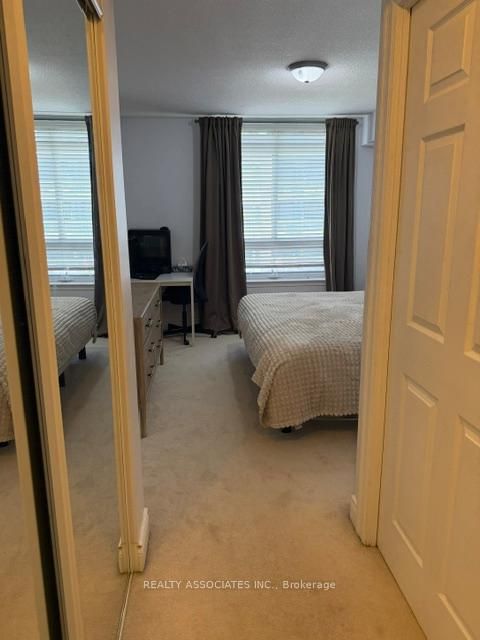 Photo 15 at 506 - 18 Kenaston Gardens NE, Bayview Village, Toronto