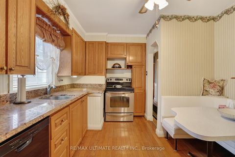 Photo 8 at 20 Corinne Crescent, Ionview, Toronto