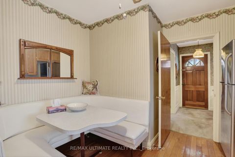 Photo 9 at 20 Corinne Crescent, Ionview, Toronto