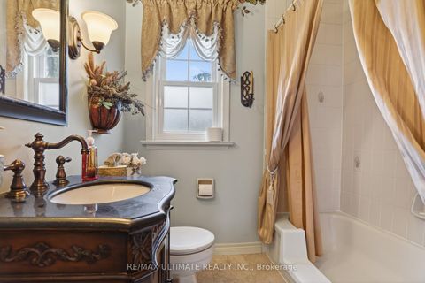 Photo 13 at 20 Corinne Crescent, Ionview, Toronto