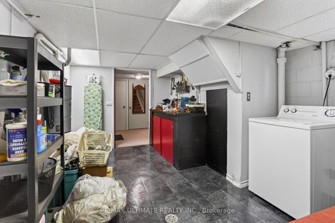 Photo 22 at 20 Corinne Crescent, Ionview, Toronto