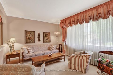 Photo 36 at 20 Corinne Crescent, Ionview, Toronto