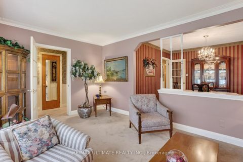 Photo 37 at 20 Corinne Crescent, Ionview, Toronto
