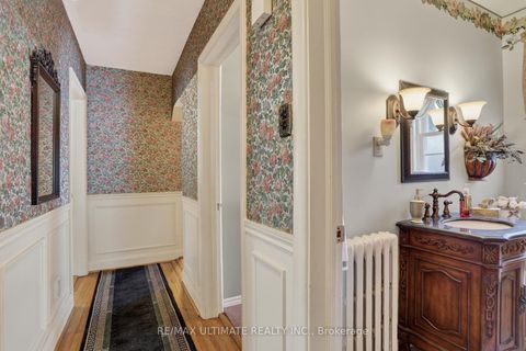 Photo 39 at 20 Corinne Crescent, Ionview, Toronto