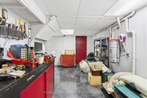 Photo 41 at 20 Corinne Crescent, Ionview, Toronto