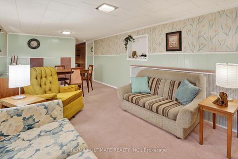 Photo 42 at 20 Corinne Crescent, Ionview, Toronto