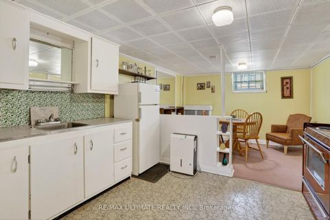 Photo 44 at 20 Corinne Crescent, Ionview, Toronto
