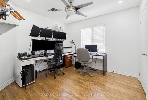 Photo 14 at 14 Giordano Way, Patterson, Vaughan