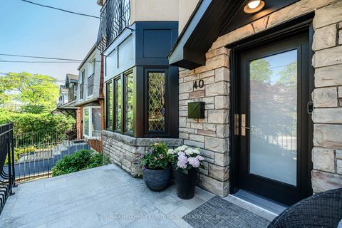 Photo 0 at 40 Courcelette Road, Cliffside, Toronto