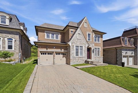 Photo 0 at 35 Annsleywood Court, Kleinburg, Vaughan