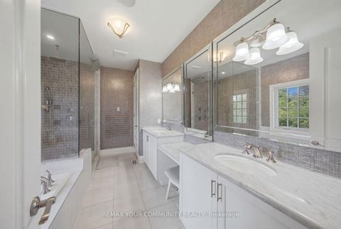 Photo 29 at 35 Annsleywood Court, Kleinburg, Vaughan