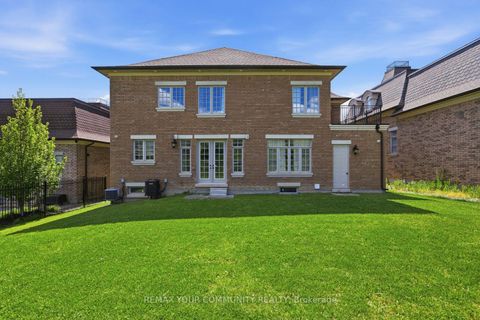 Photo 47 at 35 Annsleywood Court, Kleinburg, Vaughan