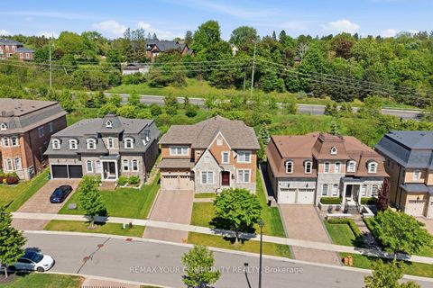 Photo 49 at 35 Annsleywood Court, Kleinburg, Vaughan