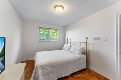 Photo 27 at 74 Willis Road, East Woodbridge, Vaughan