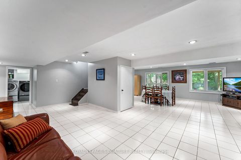 Photo 31 at 74 Willis Road, East Woodbridge, Vaughan
