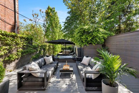 Photo 16 at 979 Broadview Avenue, Broadview North, Toronto