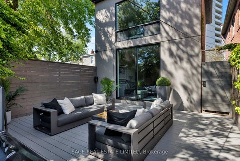 Photo 23 at 979 Broadview Avenue, Broadview North, Toronto