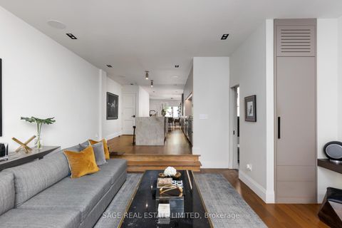 Photo 25 at 979 Broadview Avenue, Broadview North, Toronto