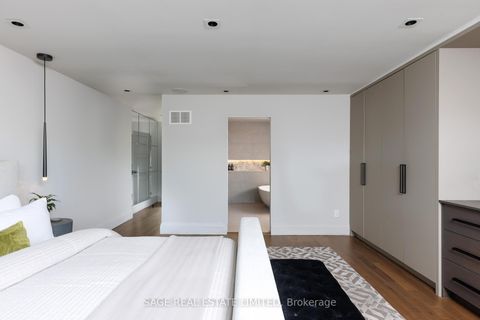 Photo 32 at 979 Broadview Avenue, Broadview North, Toronto