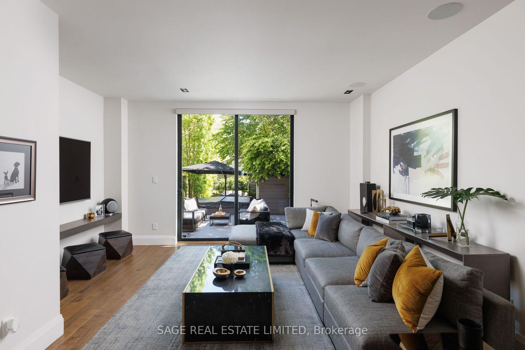979 Broadview Avenue, Broadview North, Toronto 