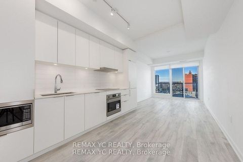 Photo 6 at 835 - 7 Golden Lion Heights N, Newtonbrook East, Toronto