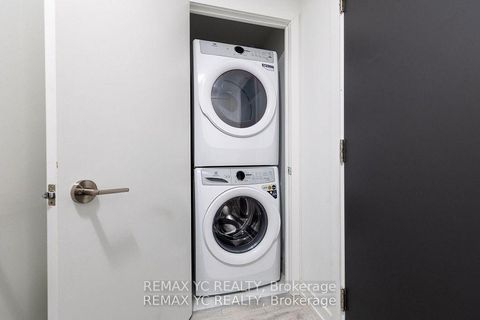 Photo 19 at 835 - 7 Golden Lion Heights N, Newtonbrook East, Toronto