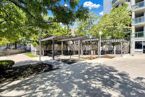 Photo 2 at 913 - 1600 Keele Street, Eglinton West, Toronto