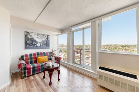 Photo 3 at 913 - 1600 Keele Street, Eglinton West, Toronto