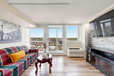 Photo 5 at 913 - 1600 Keele Street, Eglinton West, Toronto