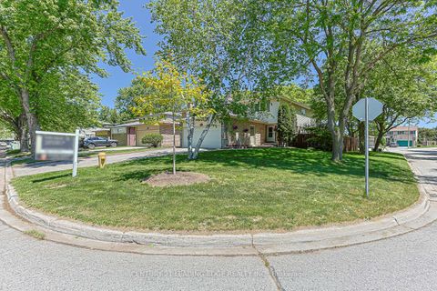 Photo 27 at 43 Bishop Crescent, Markham Village, Markham