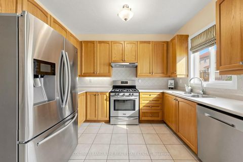Photo 13 at 352 Coachwhip Trail, Woodland Hill, Newmarket