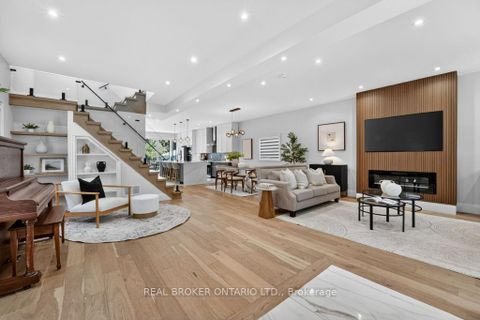 Photo 7 at 176 Aldercrest Road, Alderwood, Toronto