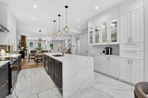 Photo 12 at 176 Aldercrest Road, Alderwood, Toronto
