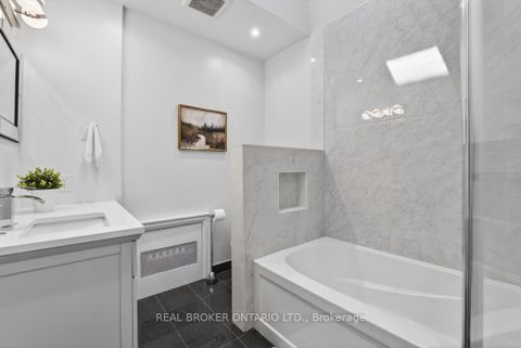 Photo 25 at 176 Aldercrest Road, Alderwood, Toronto