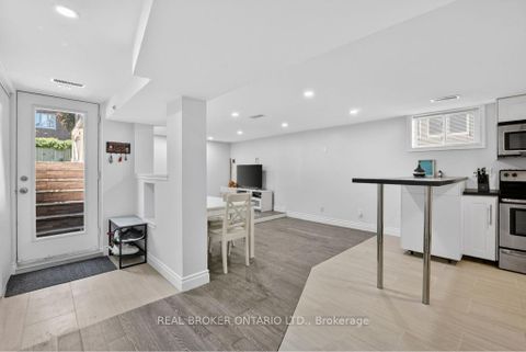 Photo 34 at 176 Aldercrest Road, Alderwood, Toronto