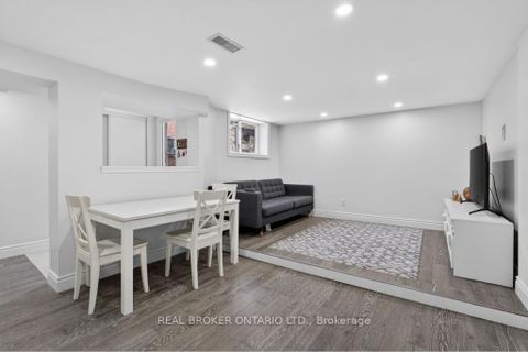 Photo 36 at 176 Aldercrest Road, Alderwood, Toronto