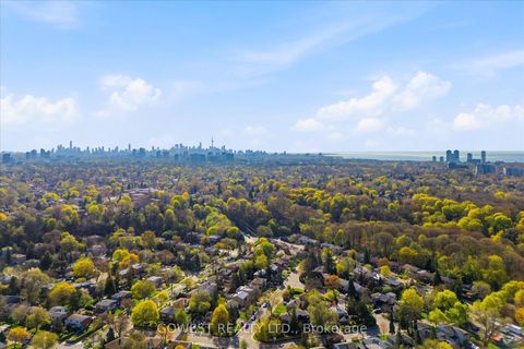 Photo 10 at 60 Warren Crescent, Lambton Baby Point, Toronto