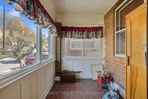 Photo 19 at 60 Warren Crescent, Lambton Baby Point, Toronto