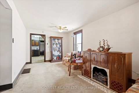 Photo 20 at 60 Warren Crescent, Lambton Baby Point, Toronto