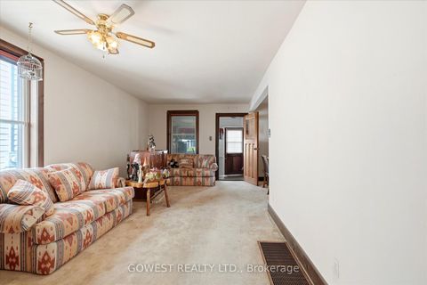 Photo 21 at 60 Warren Crescent, Lambton Baby Point, Toronto