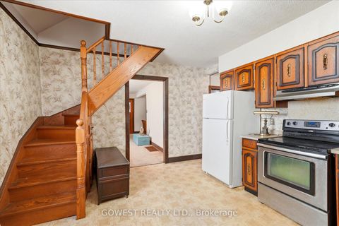 Photo 26 at 60 Warren Crescent, Lambton Baby Point, Toronto