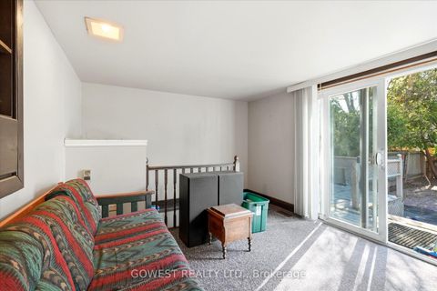 Photo 30 at 60 Warren Crescent, Lambton Baby Point, Toronto