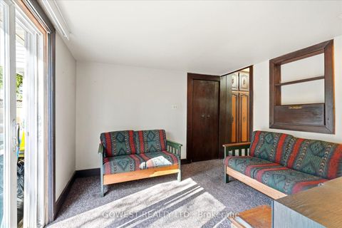 Photo 31 at 60 Warren Crescent, Lambton Baby Point, Toronto