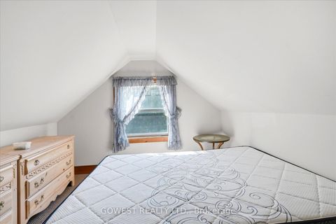 Photo 32 at 60 Warren Crescent, Lambton Baby Point, Toronto