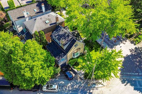 Photo 3 at 29 Highbourne Road, St. Clair, Toronto