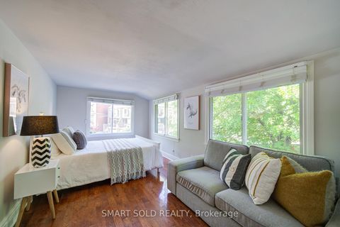 Photo 15 at 29 Highbourne Road, St. Clair, Toronto
